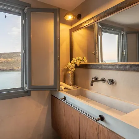 Camara Hotel Ándros