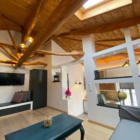 Camara Hotel